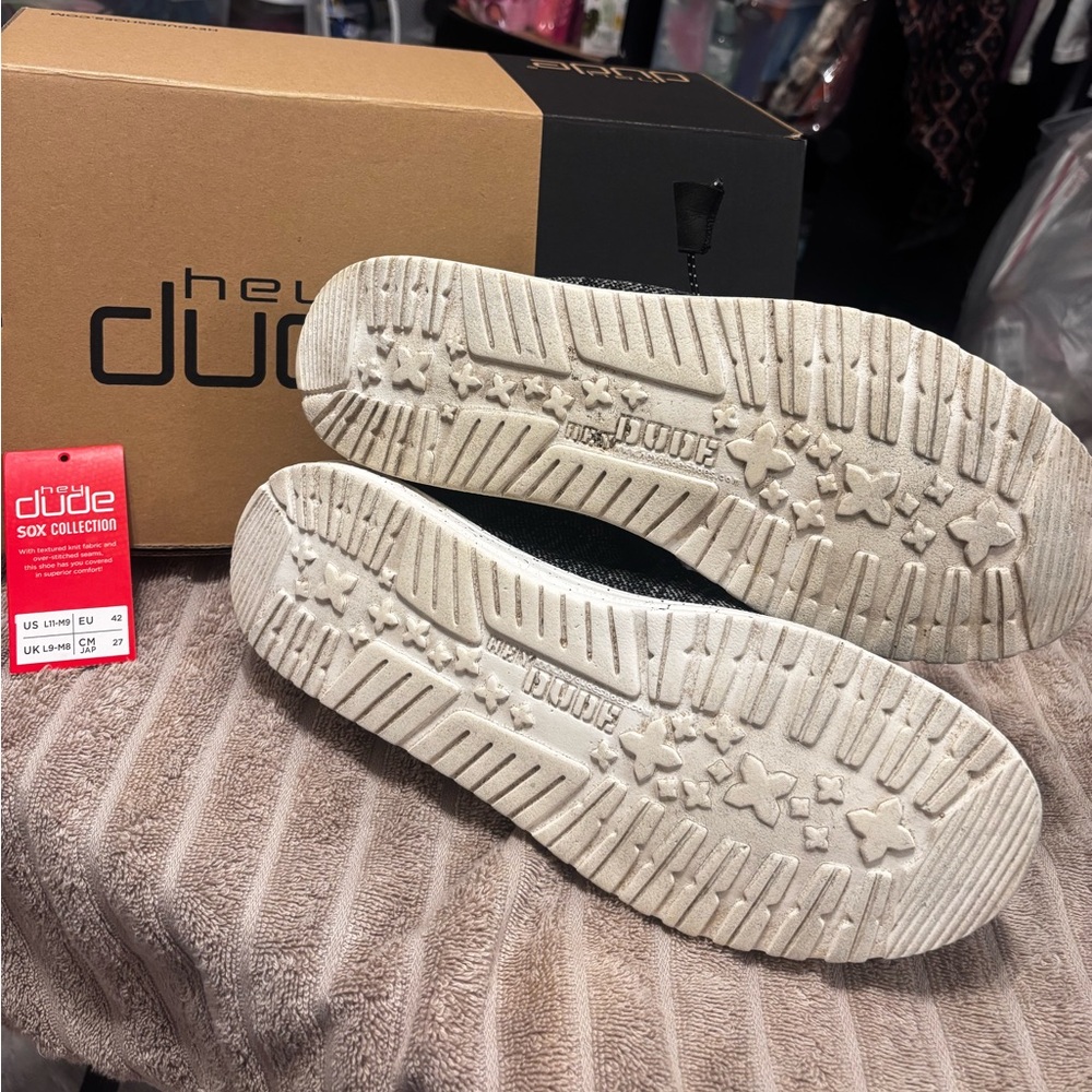 Hey Dude Slip-On Shoes - Picture 5 of 10